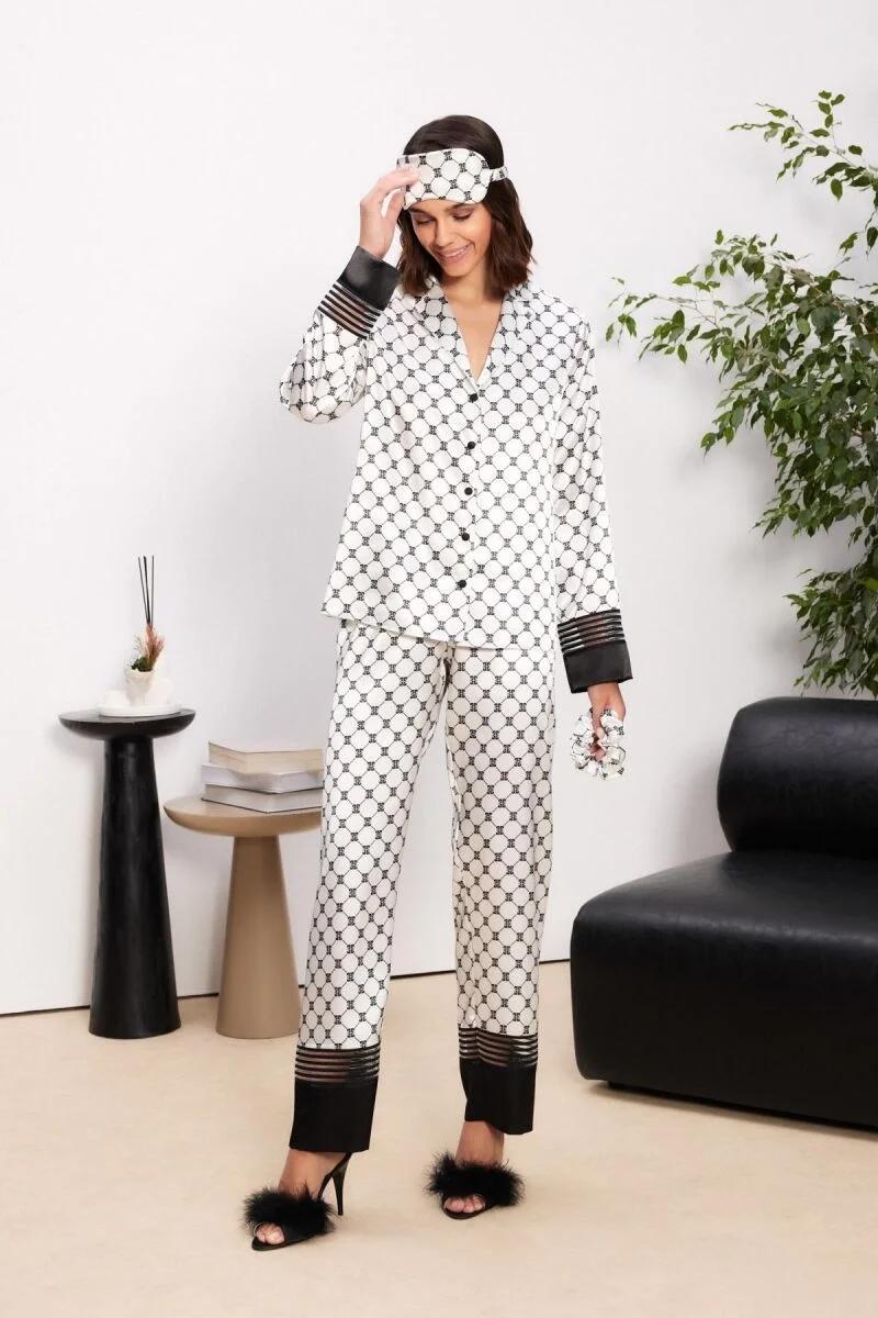 Saten Biyeli Kadın Pijama Takımı  - 1300