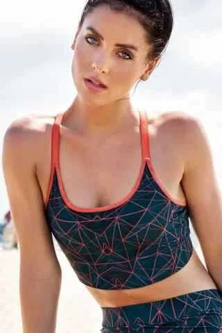 Desenli Sporcu Atleti