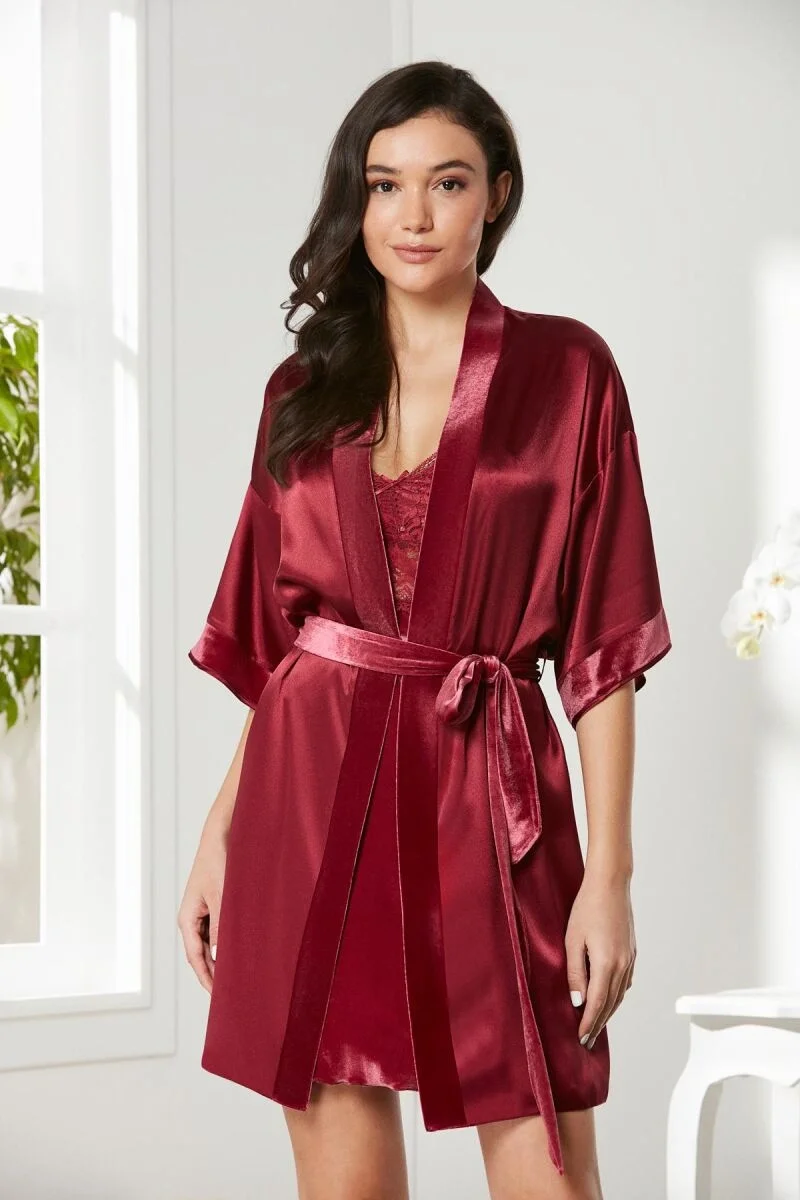 Kadife Saten Dantelli Kadın Gecelik ve Sabahlık Takımı - 4045 Bordo